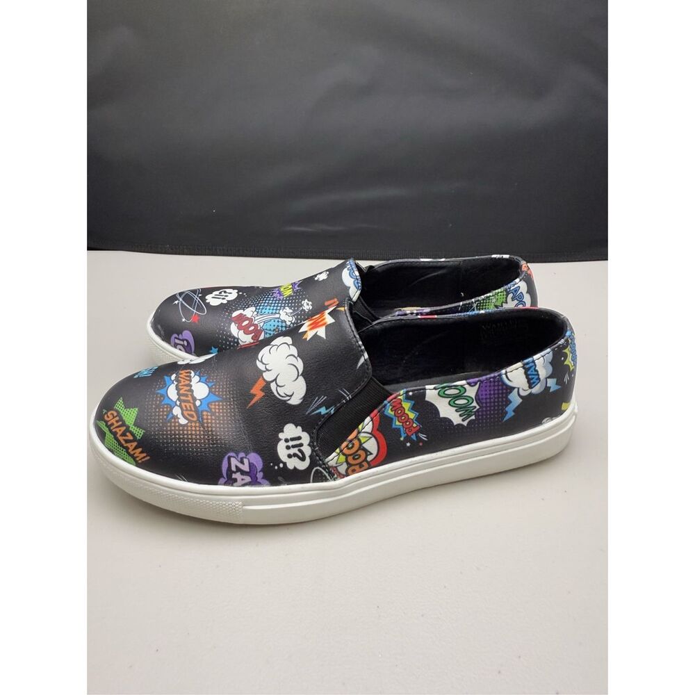 Wanted Cartoon Print Unisex Slip On Sneakers‎ Womens 6.5 Black Comic Book Shazam